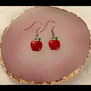 Apple earrings 🍎